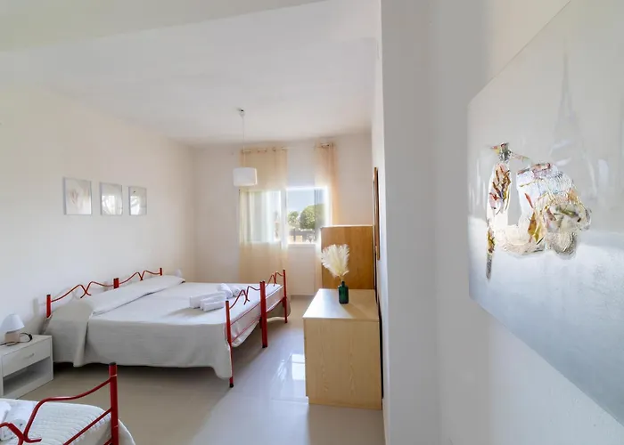 Nice To Stay, Holiday Home
